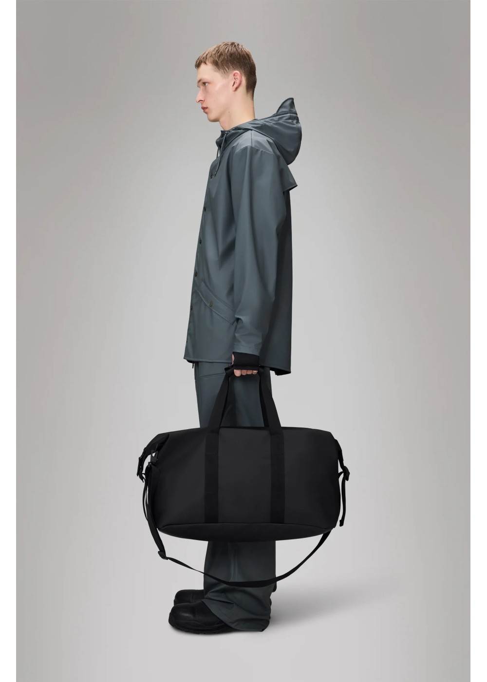 RAINS HILO WEEKEND BAG W3 RAINS  14200 chez Graphiti Concept Store Dieppe