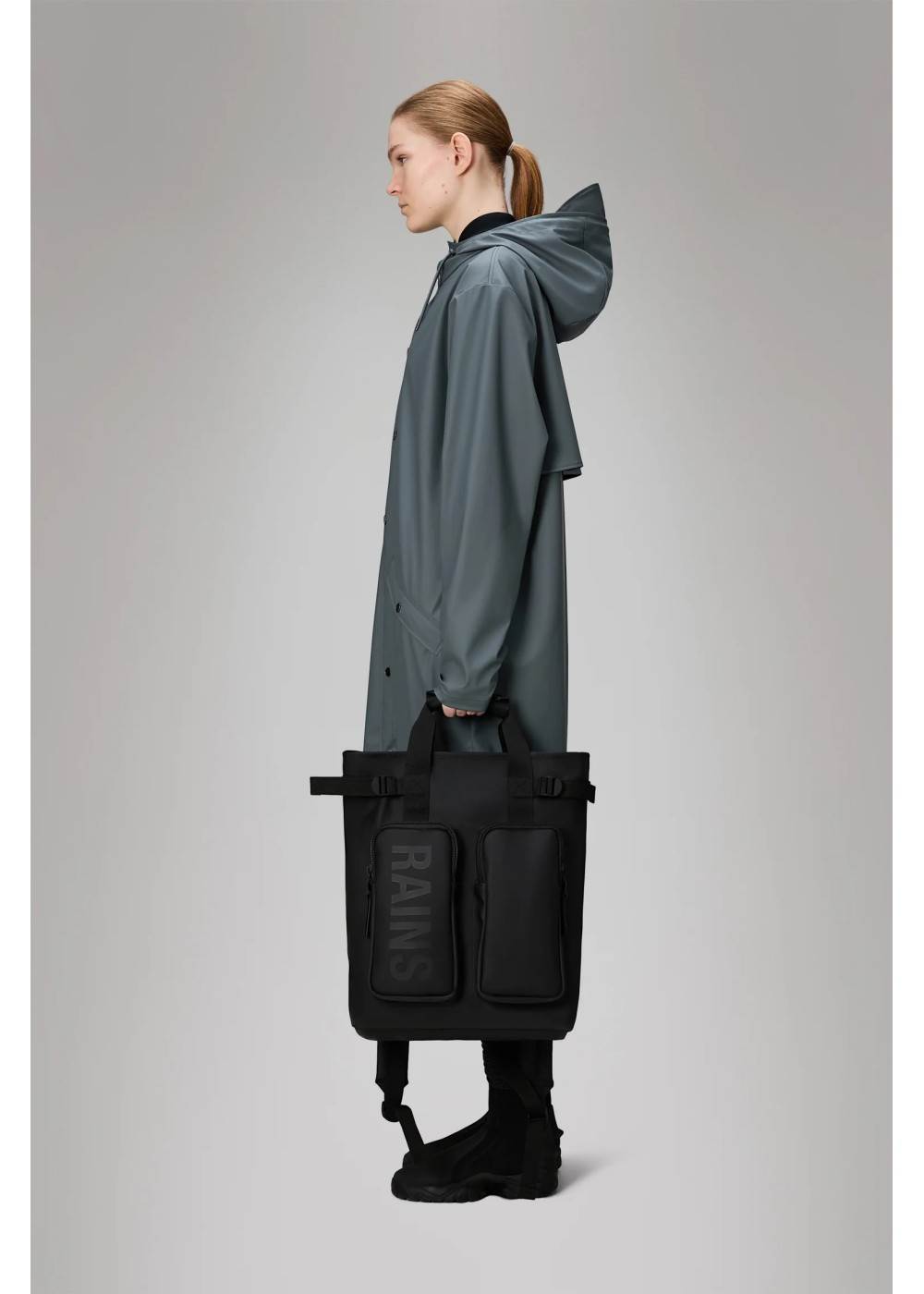 RAINS TEXEL TOTE BACKPACK W3 RAINS  14240 chez Graphiti Concept Store Dieppe