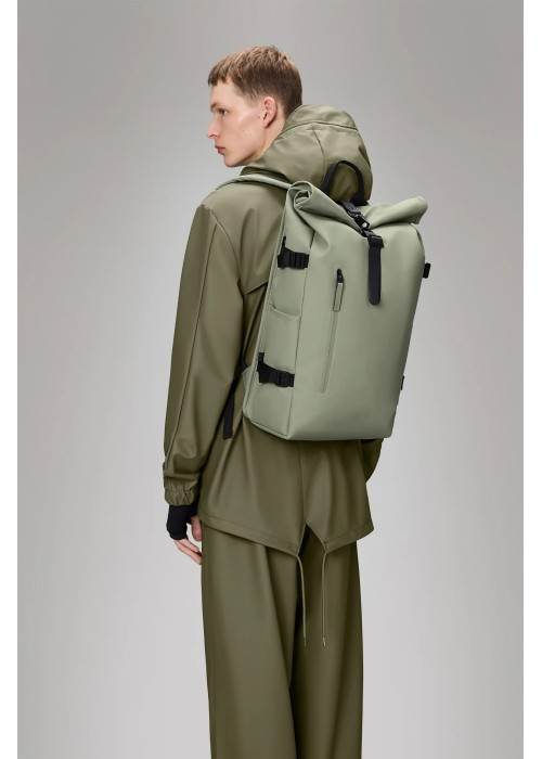 RAINS ROLLTOP RUCKSACK LARGE W3 RAINS  14590 chez Graphiti Concept Store Dieppe