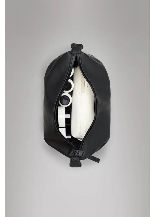 RAINS HILO WASH BAG W3 RAINS  15630 chez Graphiti Concept Store Dieppe