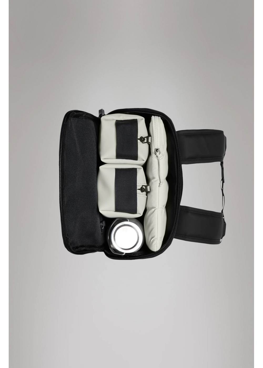 RAINS TRAIL CARGO BACKPACK W3 RAINS  14330 chez Graphiti Concept Store Dieppe